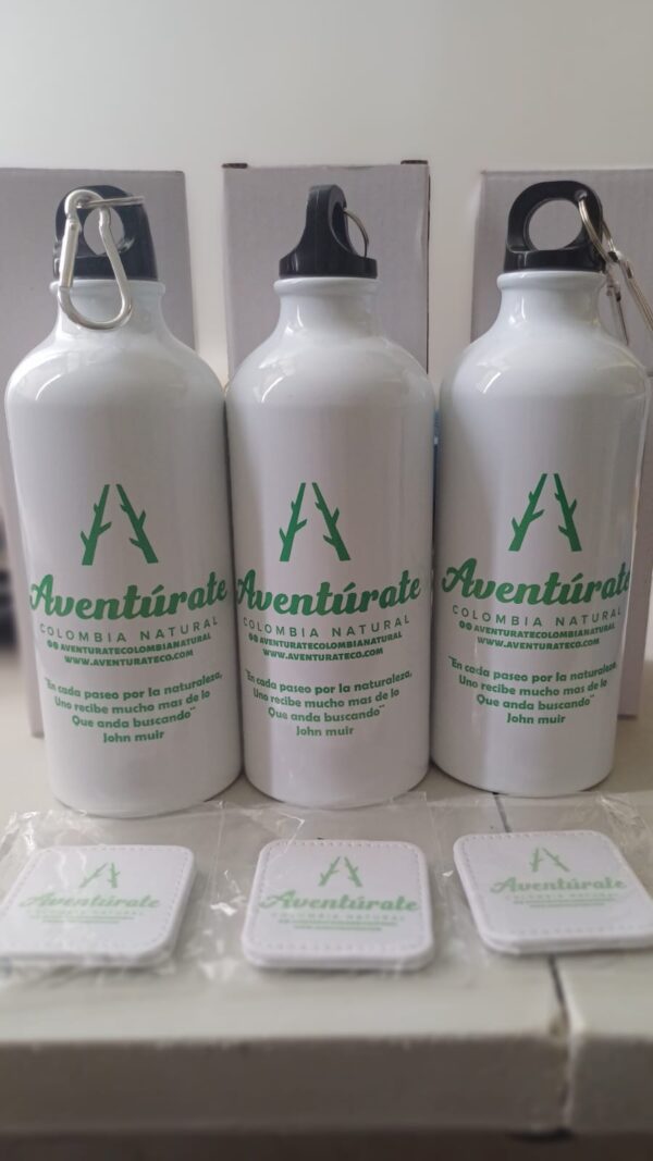 Botella de Aluminio Aventúrate: Tu compañera de aventuras